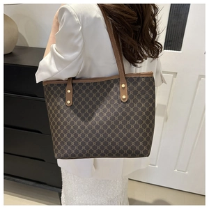 Retro geometric monogram tote bag with brown leather handles for daily commuting women