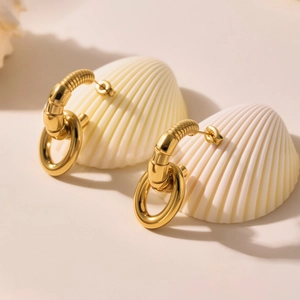 18k gold plated stainless steel C-shaped double ring earrings with textured hoop detail