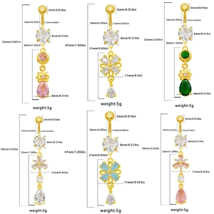 Tableau des tailles détaillé montrant les dimensions et les charmes de fleurs en zircon rose