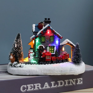Maison de village de Noël avec LED, Père Noël, bonhomme de neige et train en résine