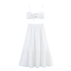Damen Weiß Lochstickerei Crop Top Und Gestufter Midirock Durchbrochenes Bindedetail Vorne Urlaub Sommer Französischer Stil