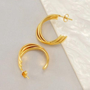 Minimalist 18K gold-plated triple spiral hoop earrings with irregular stylish twist