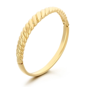 Golden twist texture croissant bangle with heart-shaped open hinge for women