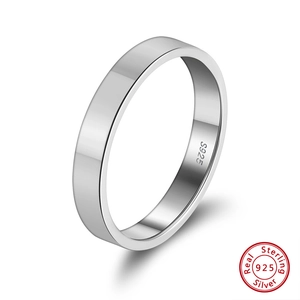 Anello a fascia minimalista in argento sterling S925 con finitura lucida argento