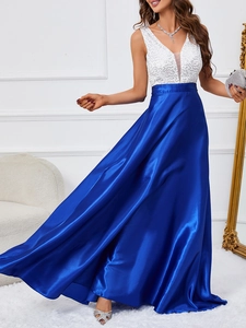 Elegant white sequin lace V-neck bodice and blue satin high waist maxi evening dress