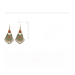 Detail view of retro bohemian earrings with dimensions and material specifications