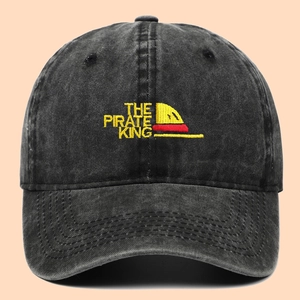 Casquette en coton noir délavé avec broderie The Pirate King et icône de chapeau de paille