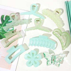 Elegant green hair claw clips set in various shapes for women's hairstyle decoration