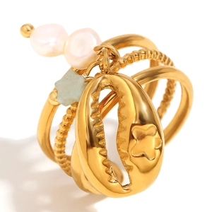 18K gold plated multi-layer stainless steel ring with white pearls and conch pendant