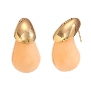 Fashionable 18K gold-plated stainless steel teardrop studs in elegant pink enamel finish