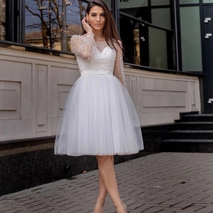 Robe De Mariée Courte Élégante En Tulle À Künstliche Perles Manches Longues Bouffantes Ligne A Longueur Genou Robe De Soirée