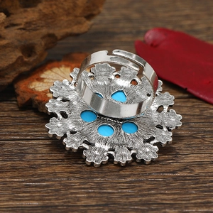Bohemian vintage silver adjustable ring with blue faux turquoise and floral engraving