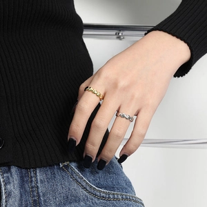 Minimalist S925 sterling silver heart-shaped open ring for women in gold and silver finish