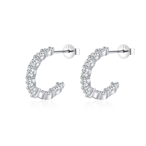Élégantes boucles d'oreilles créoles en argent s925 avec moissanite de couleur D étincelante