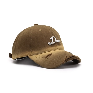 Casquette baseball unisexe marron avec broderie Dear et détails vintage usés