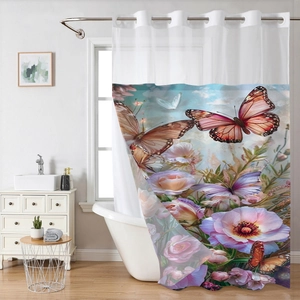 Detail des wasserdichten Duschvorhangs mit Blumen-Schmetterlings-Druck und Metallösen