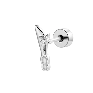 Star-shaped cartilage earring in silver finish featuring a tiny sparkling zircon gemstone