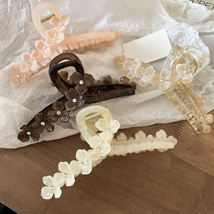 Pinces à cheveux fleurs en résine avec strass en rose, crème et écaille de tortue