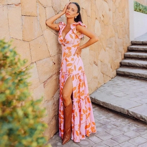 Abito lungo floreale con scollo a V, volant e spacco alto, elegante abbigliamento da spiaggia