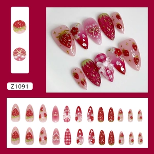 Faux ongles 3D fraise avec perles, nœuds et motifs à carreaux en lot de 24 pièces