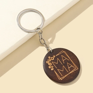Round wooden keychain with MAMA engraving and floral design for Mother's Day gift