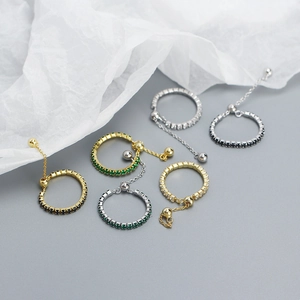 Adjustable S925 silver chain rings with sparkling zircon pavé in gold and silver finishes