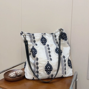 Vintage Ethnic Embroidery Tote Bag Cotton Linen Shoulder Handbag With Leather Strap Paisley Floral Pattern For Women