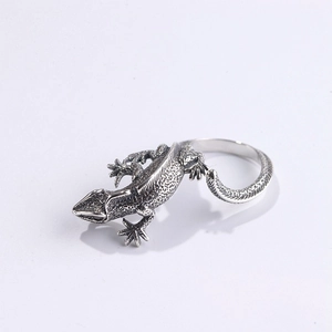 Vintage S925 sterling silver lizard ring with realistic scale texture for men