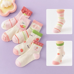 Chaussettes d'été en maille pour fillettes avec imprimé fraise et dentelle rose et beige
