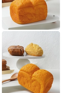 Détails réalistes du pain simulé en PU avec des textures de cuisson et couleurs dorées