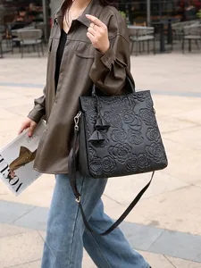 Borsa A Mano Elegante Da Donna Grande Capacità Vera Pelle Di Vacchetta Goffratura Rosa 3D Borsa A Tracolla Con Nappa