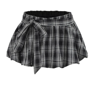 Classic black and white checkered mini skirt with bow tie and elastic high waist