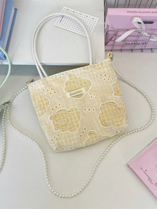 Sac à main en dentelle florale avec chaîne perlée et broderie à carreaux jaunes fins