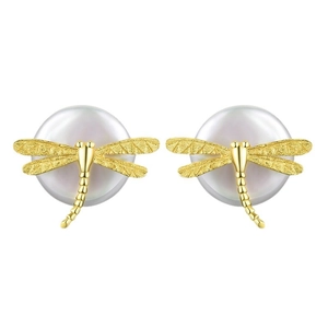 Creative S925 silver dragonfly stud earrings with round white pearls and golden wings