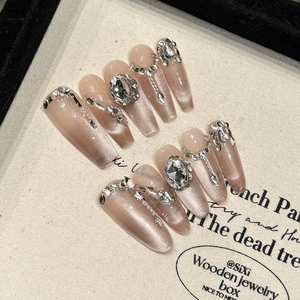 Faux Ongles Faits Main Œil De Chat Luxe Strass Cristal Longue Forme Cercueil Ongles Artificiels