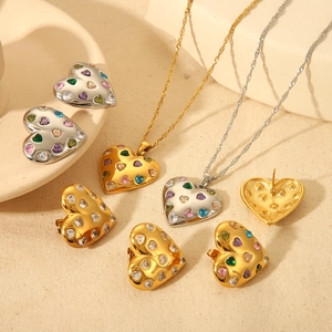 18k gold plated stainless steel jewelry set with colorful heart-shaped zircon stones
