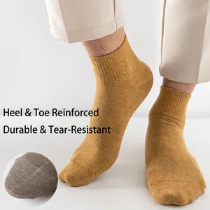 Ingwergelbe Baumwollsocken für Herren mit verstärkter Spitze und Ferse