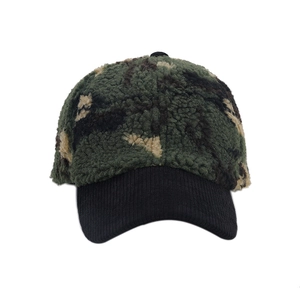 Casquette de baseball camouflage d'hiver en polaire avec visière noire en velours côtelé