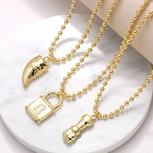 Collier À Chaîne À Billes En Cuivre Plaqué Or 18K Avec Pendentif Serrure Dent De Loup Poing Bijoux Hip Hop Unisexe