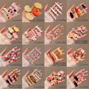 Set di fermagli colorati per bambini con motivi floreali, frutta e animali su 5cm
