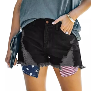 Short en jean noir taille haute pour femme avec détails déchirés et doublure drapeau US