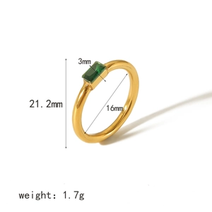 Detailed size specifications of 18K gold stainless steel ring with emerald green zircon