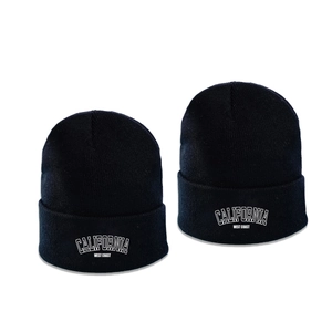 Berretto in maglia nera con stampa bianca California West Coast per calore invernale e stile