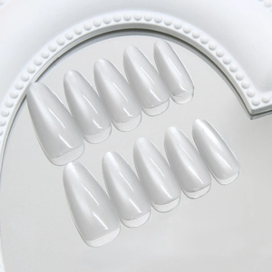 Handmade Press On Nails Cat Eye Artificial Pearl Luster Almond Shape Gradient Elegant Minimalist For Women ABS Plastic