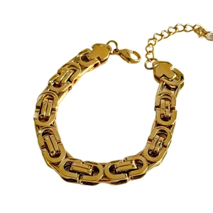Minimalist 18k gold plated stainless steel U-link bracelet with lobster clasp and chain