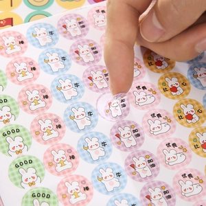 Autocollants de récompense lapin cartoon pour enfants avec motifs colorés et textes