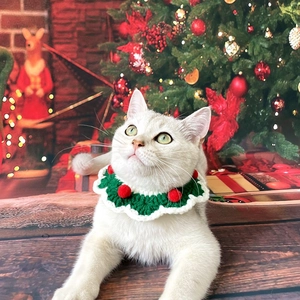 Collier de Noël tricoté pour chats et chiens avec pompons doux en laine de haute qualité