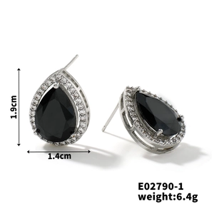 Détails des boucles d'oreilles poire argentées avec pierre noire et dimensions