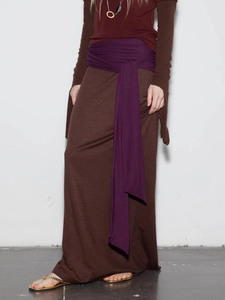 Retro knit maxi skirt with contrast waist tie and brown spliced design for women