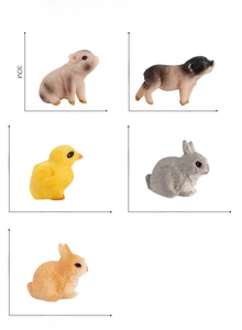 Size chart showing dimensions of miniature farm animal figures like pigs and chicks